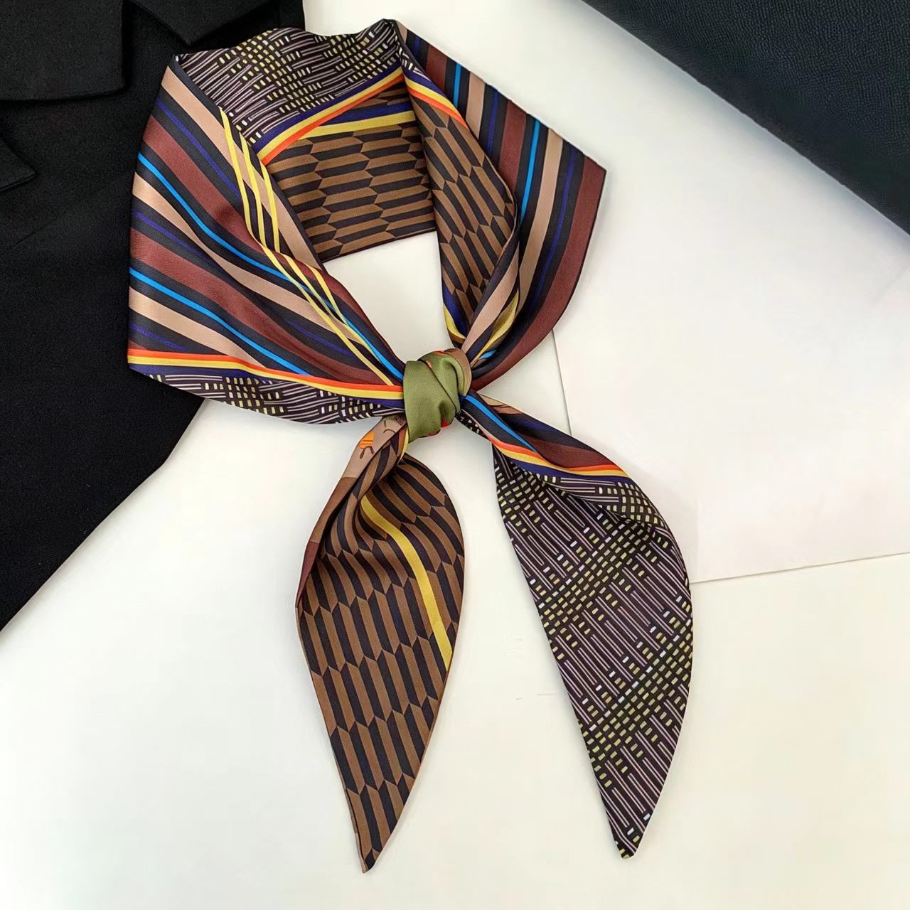 Silk Neck Scarf - 高級プリントロングヘアリボンベベルシルクスカーフ女性ネクタイハンドバッグスカーフサテンスキニーヘッドスカーフレディーススカーフジーンズベルト