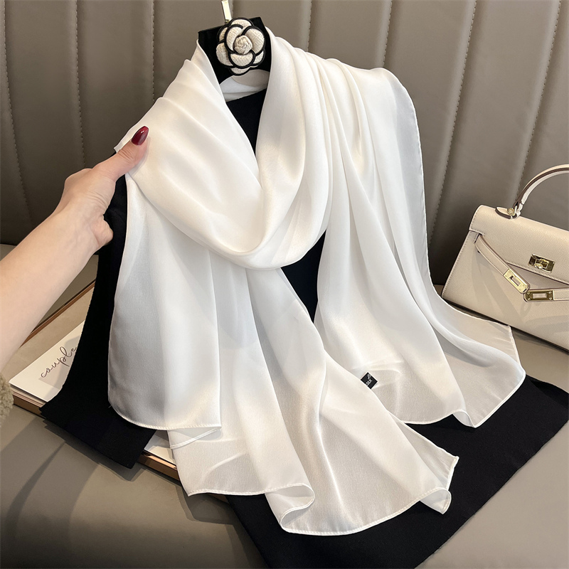 Silk Neck Scarf - 2024 高級ブランド春大ロングパシュミナ女性スカーフ固体シルクショールラップ女性ビーチファッション女性バンダナカバー Echarpe