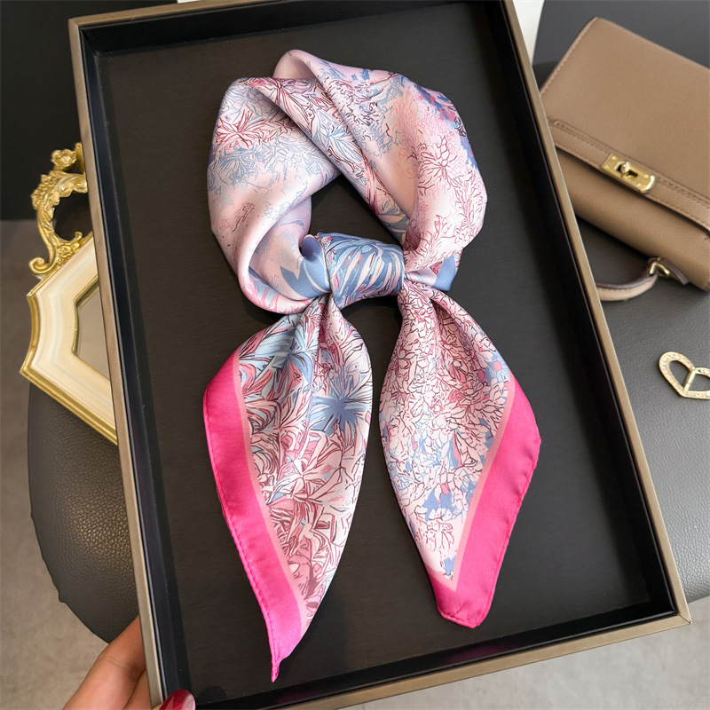 Silk Neck Scarf - 高級デザインプリントスカーフ女性のためのシルクスカーフバンダナヒジャブネッカチーフショールハンカチヘアバンドスカーフレディースラップバッグスカーフ